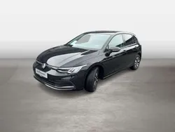 Grenadillschwarz metallic Gebraucht 2024 VW Golf VIII Move Limousine | 26.666 € (Guter Preis)