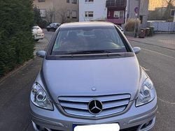 Silber Gebraucht 2007 Mercedes B180 Van / Kleinbus | 4.200 € (Guter Preis)
