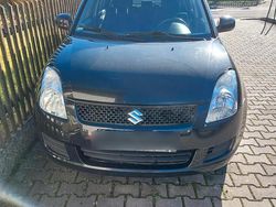 Schwarz Gebraucht 2010 Suzuki Swift Kleinwagen | 2.450 € (Guter Preis)