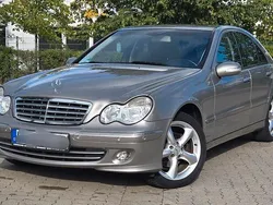 Andere farben Gebraucht 2004 Mercedes C200 Limousine | 7.490 € (Teuer)