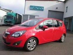 Rot Gebraucht 2011 Opel Meriva Van / Kleinbus | 2.450 € (Superpreis)