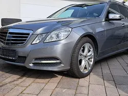 Grau Gebraucht 2012 Mercedes E300 Avantgarde Kombi | 7.900 € (Guter Preis)