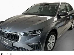 Graphite grau metallic Gebraucht 2024 Skoda Scala Selection Kleinwagen | 32.190 €