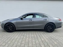 Grau Gebraucht 2019 Mercedes CLA220 Limousine | 29.900 € (Etwas zu teuer)