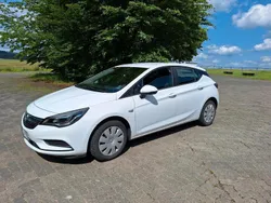 Weiß Gebraucht 2017 Opel Astra Limousine | 10.200 € (Fairer Preis)