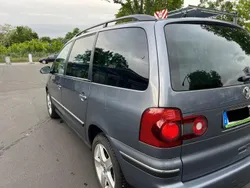 Grau Gebraucht 2009 VW Sharan United Van / Kleinbus | 4.900 € (Etwas zu teuer)