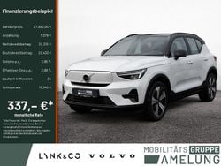 Crystal weiss Gebraucht 2022 Volvo XC40 Core SUV | 27.890 € (Superpreis)