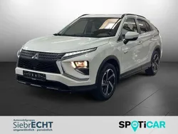 Weiß Gebraucht 2022 Mitsubishi Eclipse Cross Basis SUV | 22.470 € (Superpreis)