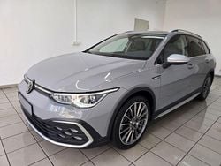 Grau Gebraucht 2023 VW Golf Alltrack Kombi | 29.990 € (Guter Preis)