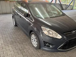 Grau Gebraucht 2011 Ford Grand C-Max Van / Kleinbus | 5.200 € (Fairer Preis)