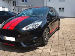 Schwarz Gebraucht 2015 Ford Fiesta Sport Kleinwagen | 11.999 € (Teuer)