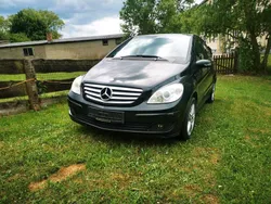 Schwarz Gebraucht 2007 Mercedes B150 Van / Kleinbus | 1.529 € (Superpreis)