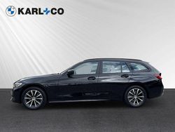 Schwarz Gebraucht 2021 BMW 320e Advantage Kombi | 24.488 € (Fairer Preis)