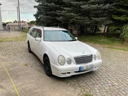 Weiß Gebraucht 1999 Mercedes E200 Kombi | 2.500 € (Fairer Preis)