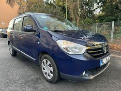 Blau Gebraucht 2017 Dacia Lodgy Van / Kleinbus | 7.350 € (Guter Preis)