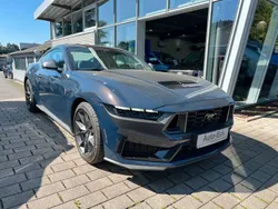Blau Neu 2024 Ford Mustang Dark Horse Coupé | 73.190 € (Fairer Preis)