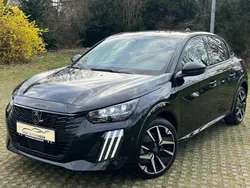 Schwarz Gebraucht 2024 Peugeot 208 GT-line Kleinwagen | 18.990 € (Fairer Preis)