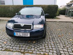 Blau Gebraucht 2002 Skoda Fabia Kombi | 2.850 € (Teuer)