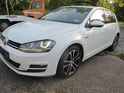 Weiß Gebraucht 2015 VW Golf VII LOUNGE Limousine | 6.600 € (Fairer Preis)