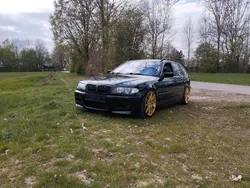 Schwarz Gebraucht 2002 BMW 325 Kombi | 5.800 €