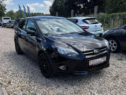 Schwarz Gebraucht 2011 Ford Focus Titanium Limousine | 5.999 € (Fairer Preis)