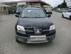Schwarz Gebraucht 2006 Mitsubishi Outlander SUV | 2.999 €