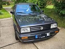Grau Gebraucht 1991 VW Jetta Limousine | 4.900 €