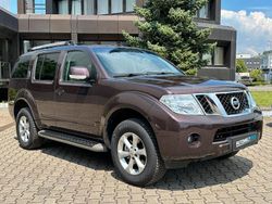 Braun Gebraucht 2011 Nissan Pathfinder SE SUV | 16.100 € (Teuer)