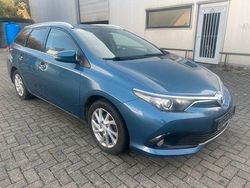 Blau Gebraucht 2016 Toyota Auris Touring Sports Kombi | 5.500 € (Superpreis)
