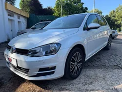 Weiß Gebraucht 2017 VW Golf VII Allstar Limousine | 11.999 € (Guter Preis)