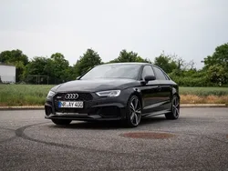 Schwarz Gebraucht 2019 Audi RS3 Ambiente Kleinwagen | 43.600 € (Guter Preis)