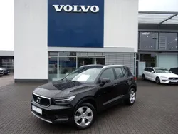 Schwarz Gebraucht 2022 Volvo XC40 Momentum SUV | 28.900 € (Guter Preis)