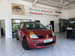Rot Gebraucht 2005 Renault Modus Dynamique Van / Kleinbus | 2.950 € (Teuer)