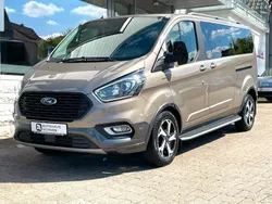 Silber Gebraucht 2023 Ford Tourneo Custom Active Van / Kleinbus | 47.900 €