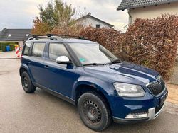 Andere farben Gebraucht 2015 Skoda Yeti SUV | 6.299 € (Fairer Preis)