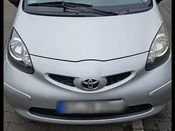 Silber Gebraucht 2008 Toyota Aygo Kleinwagen | 2.000 € (Fairer Preis)