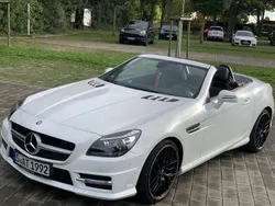 Weiß Gebraucht 2011 Mercedes SLK250 AMG line Cabrio | 22.350 € (Fairer Preis)