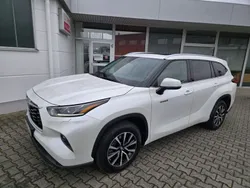 Novaweiß perleffekt Gebraucht 2021 Toyota Highlander Executive SUV | 45.990 € (Fairer Preis)