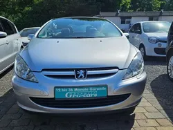 Grau Gebraucht 2005 Peugeot 307 CC Cabrio | 2.999 € (Fairer Preis)