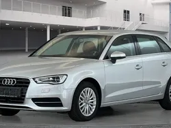 Silber Gebraucht 2013 Audi A3 Sportback Ambiente Limousine | 11.999 € (Guter Preis)
