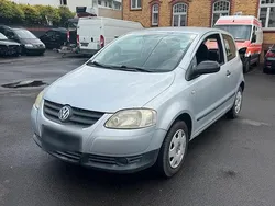 Silber Gebraucht 2006 VW Fox Kleinwagen | 1.900 €