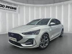 Moondust silver metallic Gebraucht 2024 Ford Focus ST-Line X Limousine | 25.550 € (Guter Preis)