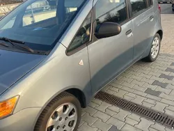 Blau Gebraucht 2011 Mitsubishi Colt Inform Limousine | 3.410 € (Fairer Preis)