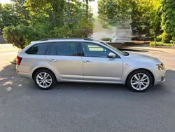 Silber Gebraucht 2016 Skoda Octavia Ambition Kombi | 15.200 € (Teuer)