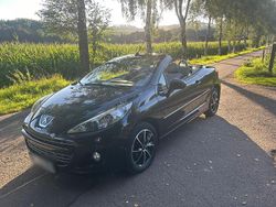 Schwarz Gebraucht 2013 Peugeot 207 CC Roland Garros Cabrio | 7.500 € (Teuer)