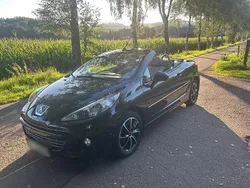 Schwarz Gebraucht 2013 Peugeot 207 CC Roland Garros Cabrio | 7.500 € (Teuer)