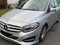 Silber Gebraucht 2018 Mercedes B180 Style Van / Kleinbus | 19.000 € (Teuer)
