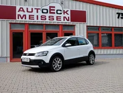 Weiß Gebraucht 2016 VW Polo Cross Kleinwagen | 12.450 € (Etwas zu teuer)