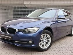 Mediterranblau Gebraucht 2017 BMW 320 Sport Line Kombi | 12.900 € (Fairer Preis)