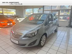 Silber Gebraucht 2011 Opel Meriva Innovation Van / Kleinbus | 5.980 € (Etwas zu teuer)
